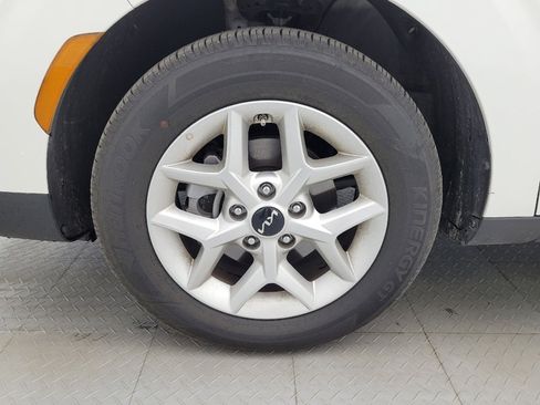 Used 2025 Kia Soul LX w/ LX Technology Package image 31