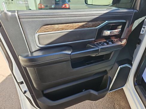 Used 2021 RAM 2500 Laramie AWD/4WD image 10