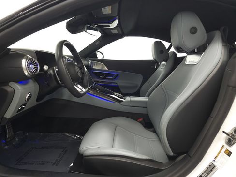Used 2022 Mercedes-Benz SL 55 AMG 4MATIC image 9