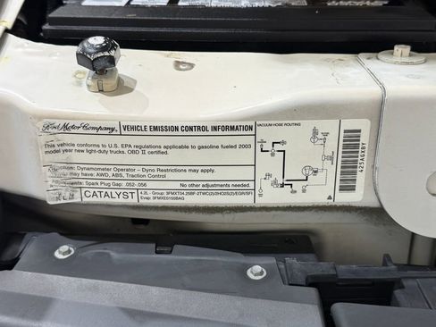 Used 2003 Ford E-150 and Econoline 150 RWD image 14