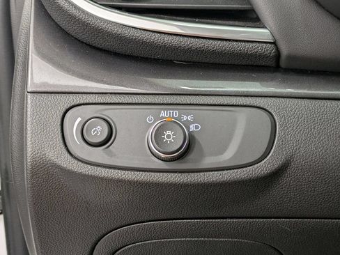 Used 2022 Buick Encore Preferred w/ Safety Package AWD/4WD image 26