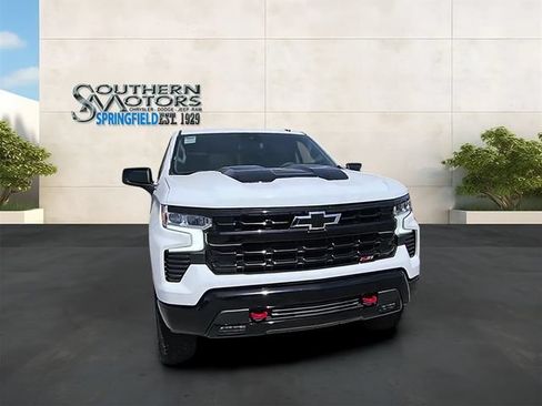 Used 2025 Chevrolet Silverado 1500 LT Trail Boss w/ Convenience Package II AWD/4WD image 38