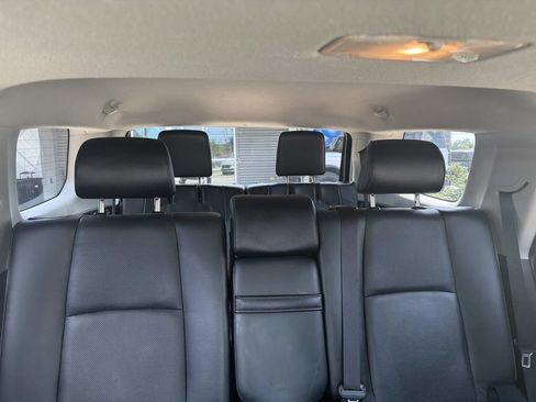 Used 2017 Toyota 4Runner Limited AWD/4WD image 9
