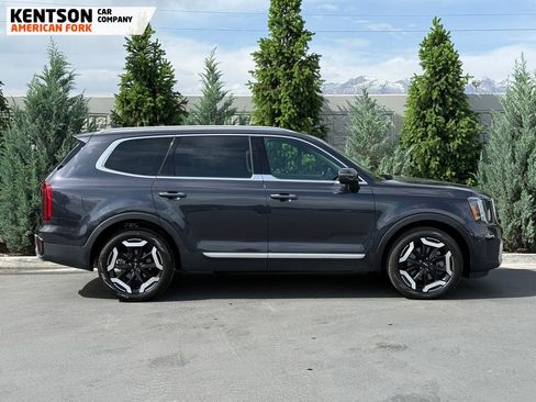 Used 2025 Kia Telluride S AWD/4WD image 9