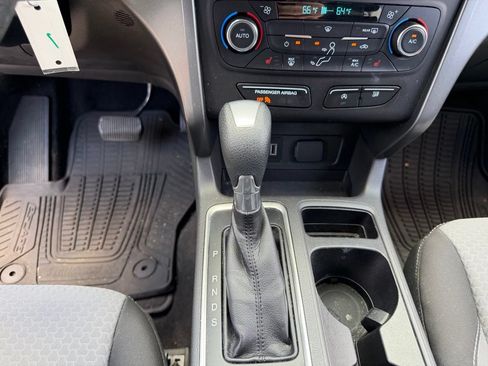 Used 2017 Ford Escape SE w/ Equipment Group 201A AWD/4WD image 25