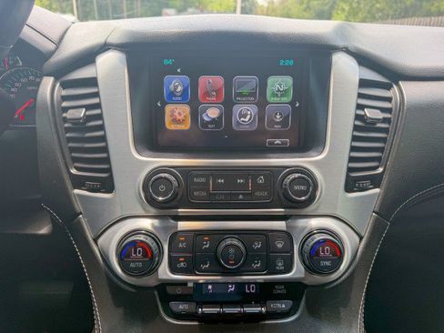 Used 2017 GMC Yukon SLE w/ SLE Value Package RWD image 10