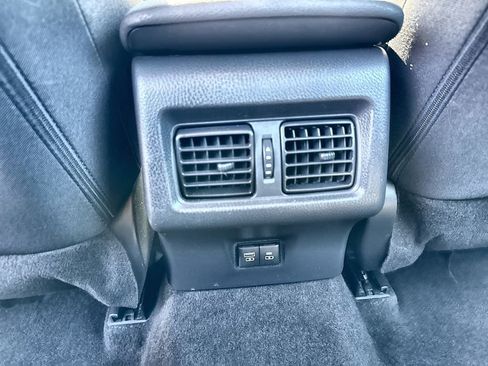Used 2025 Toyota Camry LE FWD image 27