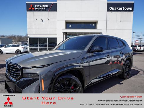 Used 2025 BMW XM image 1