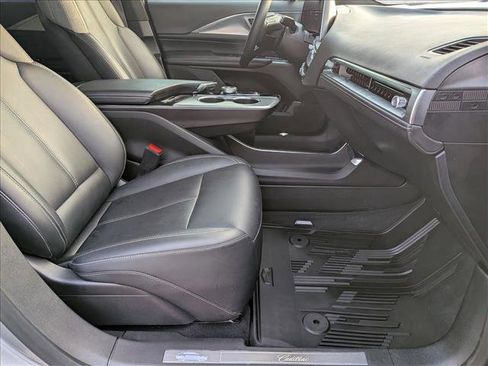 Used 2024 Cadillac Lyriq Tech image 21
