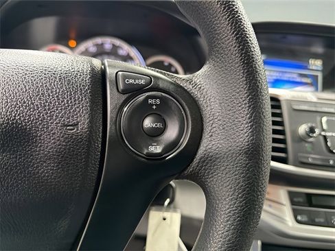 Used 2014 Honda Accord LX image 17