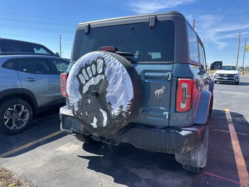 Used 2022 Ford Bronco Outer Banks image 10