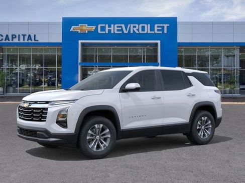 New 2026 Chevrolet Equinox LT FWD image 2