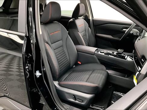 New 2026 Nissan Rogue SV w/ Rock Creek Premium Package AWD/4WD image 32