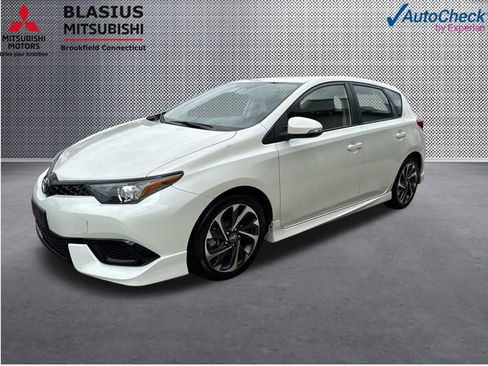 Used 2018 Toyota Corolla iM w/ All-Weather Mat Package FWD image 20