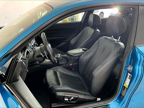 Used 2018 BMW M2 image 34