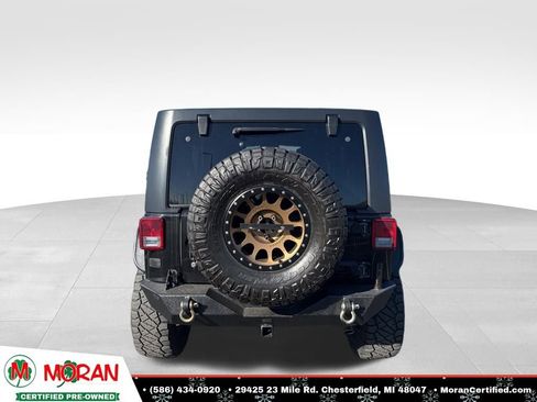 Used 2015 Jeep Wrangler Unlimited Rubicon w/ Connectivity Group image 4