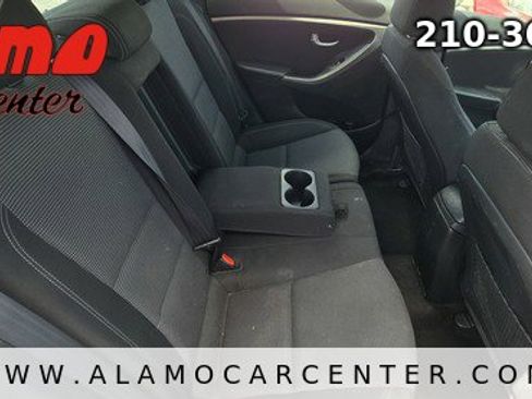 Used 2016 Hyundai Elantra GT image 21
