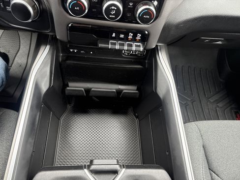 Used 2019 RAM 1500 Big Horn image 20