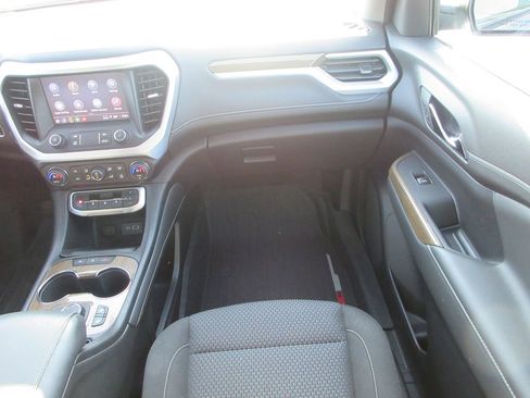 Used 2023 GMC Acadia SLE w/ Driver Convenience Package image 17