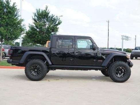 Used 2020 Jeep Gladiator Rubicon AWD/4WD image 10