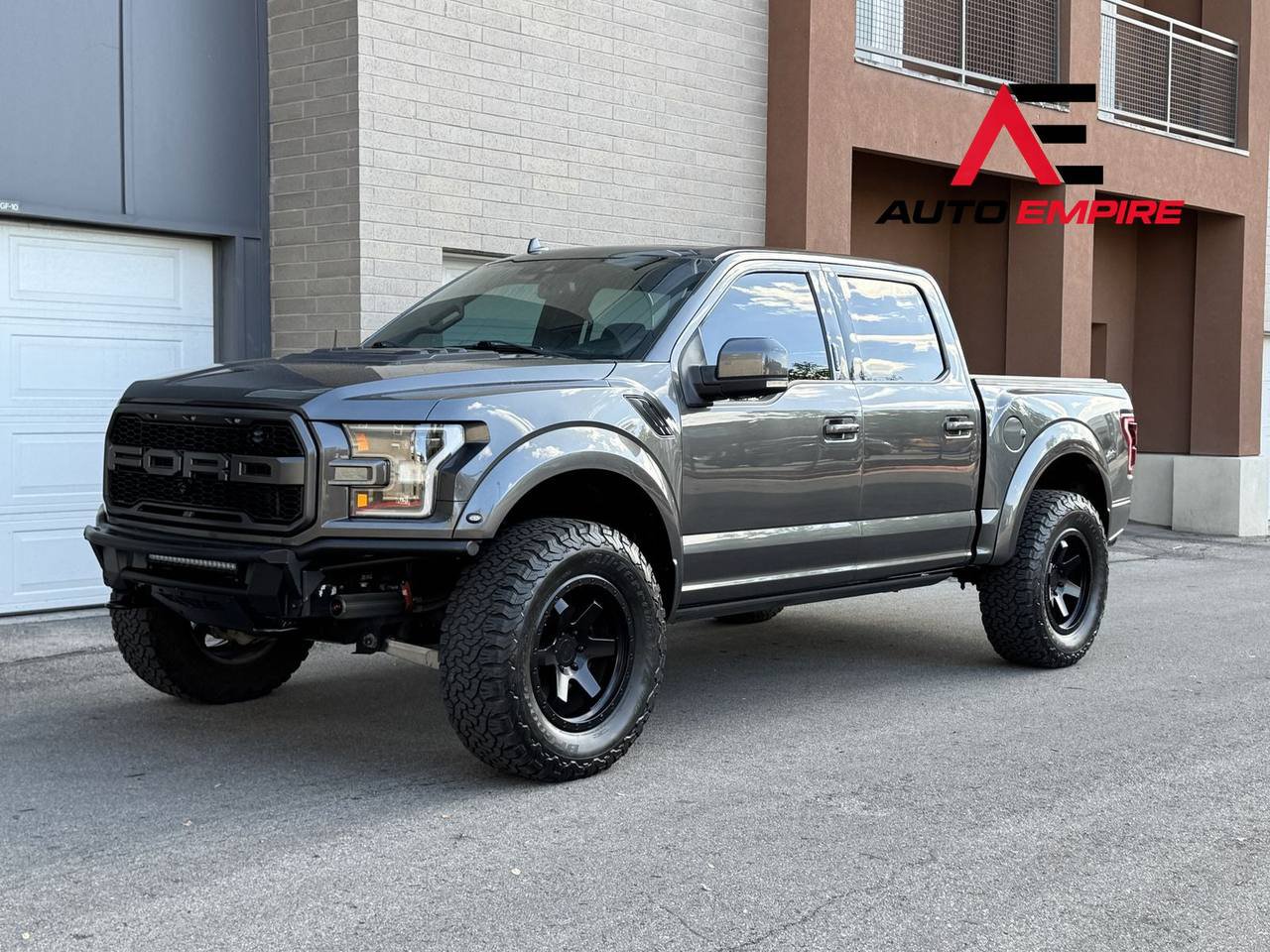 Used 2020 Ford F150 Raptor w/ Equipment Group 802A Luxury AWD/4WD image 1