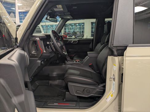 New 2025 Ford Bronco Raptor w/ Interior Carbon Fiber Pack AWD/4WD image 12