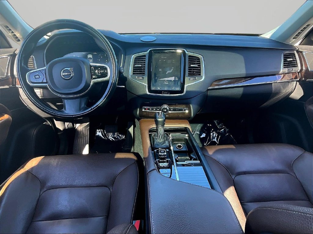Used 2019 Volvo XC90 T6 Momentum AWD/4WD image 8