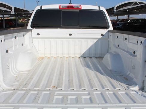 Used 2022 GMC Canyon Elevation w/ Elevation Premium Package AWD/4WD image 5