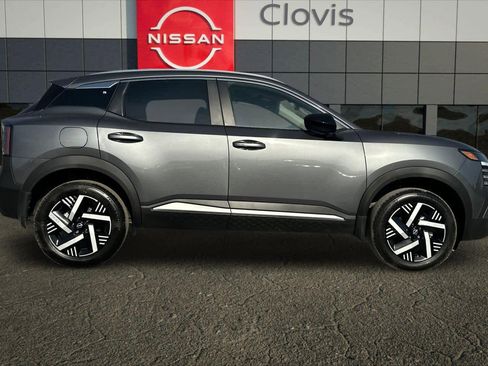 New 2026 Nissan Kicks SV image 9