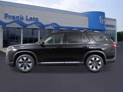 New 2026 Honda Pilot Elite image 2