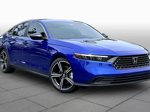 Used 2025 Honda Accord Sport image 4