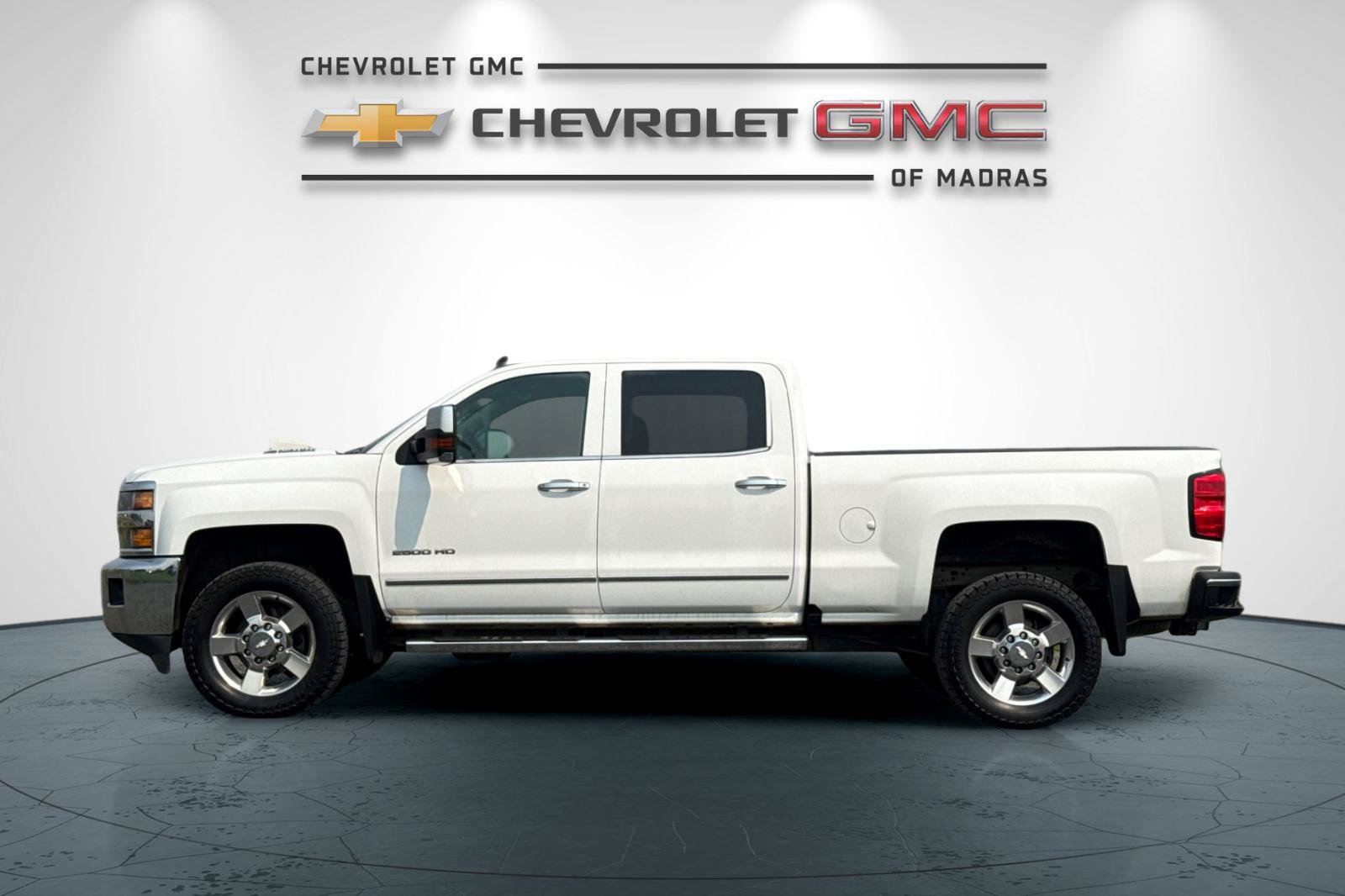 Used 2016 Chevrolet Silverado 2500 LTZ w/ Duramax Plus Package AWD/4WD image 6