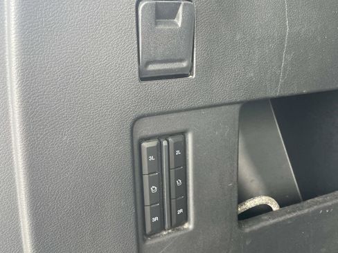 Used 2023 Ford Expedition Max Platinum image 9