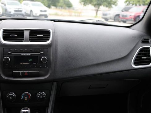 Used 2014 Dodge Avenger SE FWD image 23