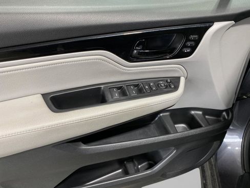 Used 2018 Honda Odyssey Elite image 6
