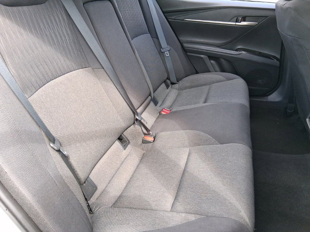 Used 2025 Toyota Camry LE FWD image 18