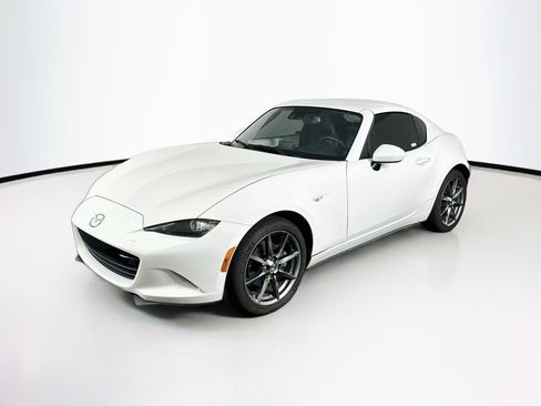 Used 2017 MAZDA MX-5 Miata RF Grand Touring RWD image 3
