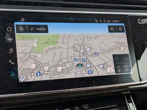 Used 2023 Audi Q7 3.0T Premium w/ Convenience Package image 9