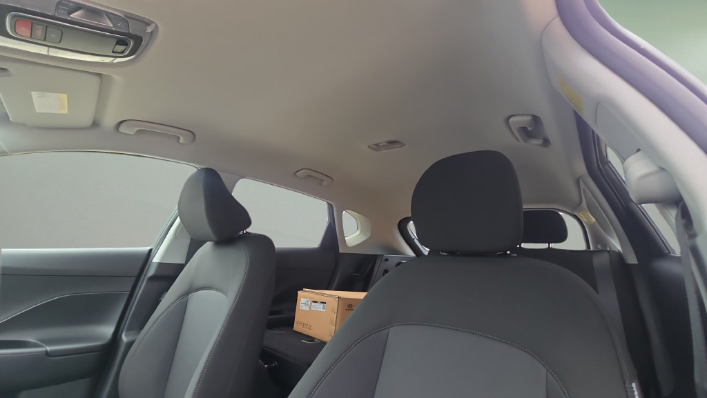 New 2027 Hyundai Kona SEL Sport AWD/4WD image 25