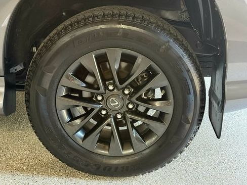 Used 2023 Lexus GX 460 Premium AWD/4WD image 39