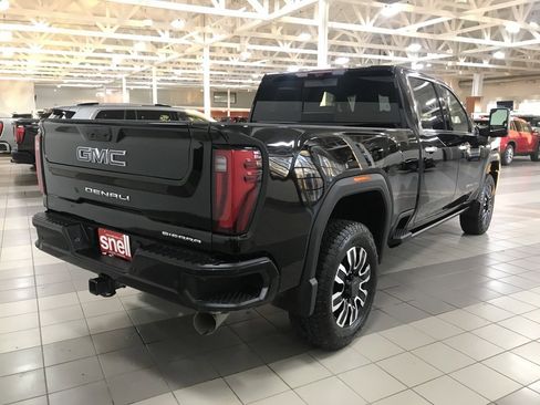 Used 2025 GMC Sierra 3500 Denali Ultimate image 7