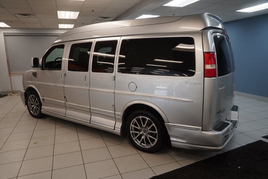 Used 2013 GMC Savana 1500 AWD image 9