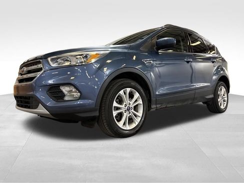Used 2018 Ford Escape SE image 10