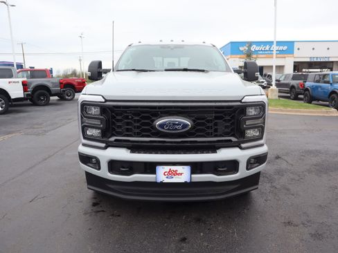 New 2026 Ford F250 XL w/ STX Appearance Package AWD/4WD image 8
