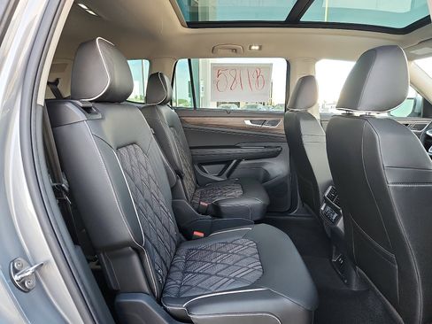 New 2026 Volkswagen Atlas SEL Premium R-Line AWD/4WD image 14