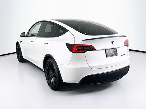 Used 2022 Tesla Model Y Performance AWD/4WD image 5