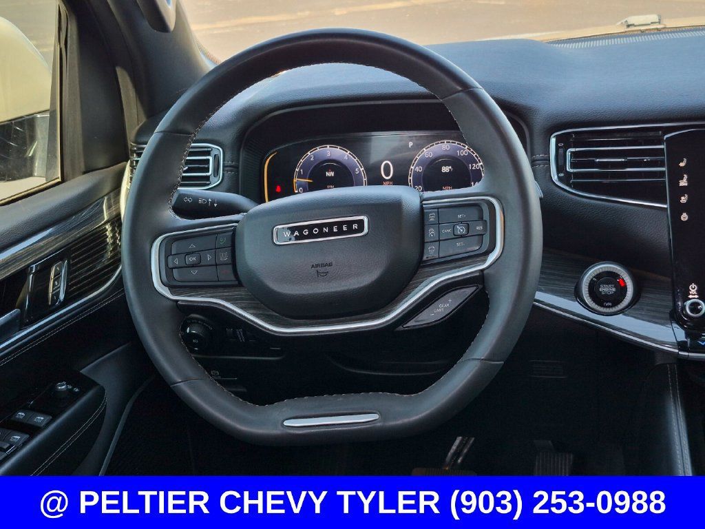 Used 2022 Jeep Wagoneer Series II RWD image 42