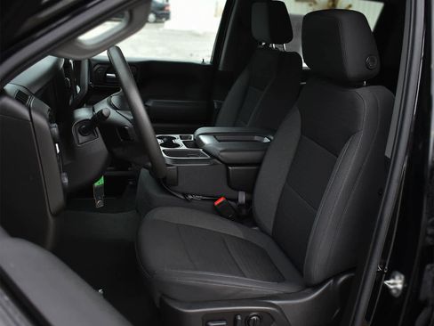 Used 2022 Chevrolet Silverado 1500 Custom w/ Rally Edition image 9