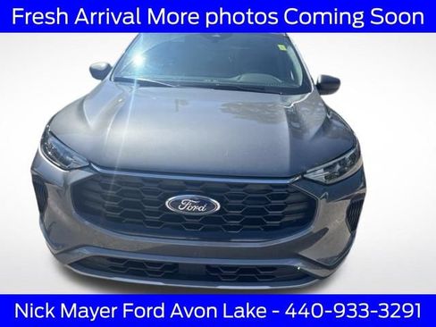 Used 2024 Ford Escape ST-Line w/ Tech Pack #1 AWD/4WD image 3