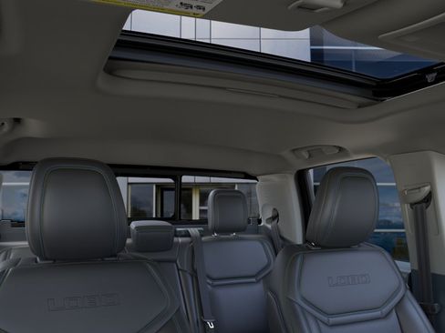 New 2025 Ford Maverick Lobo AWD/4WD image 12